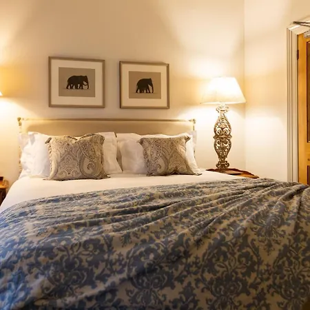 The Rivulet Bed & Breakfast Sandy Bay Exterior photo A bedroom at the hotel